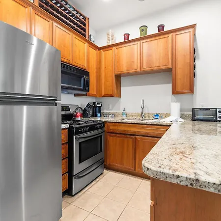 Clr108 Quiet And Cozy Downstairs 1 Bedroom Condo